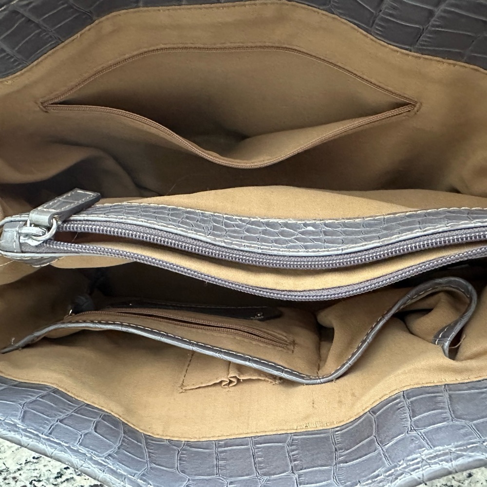 Liz Claiborne Faux Alligator Print Bag - Picture 5 of 5
